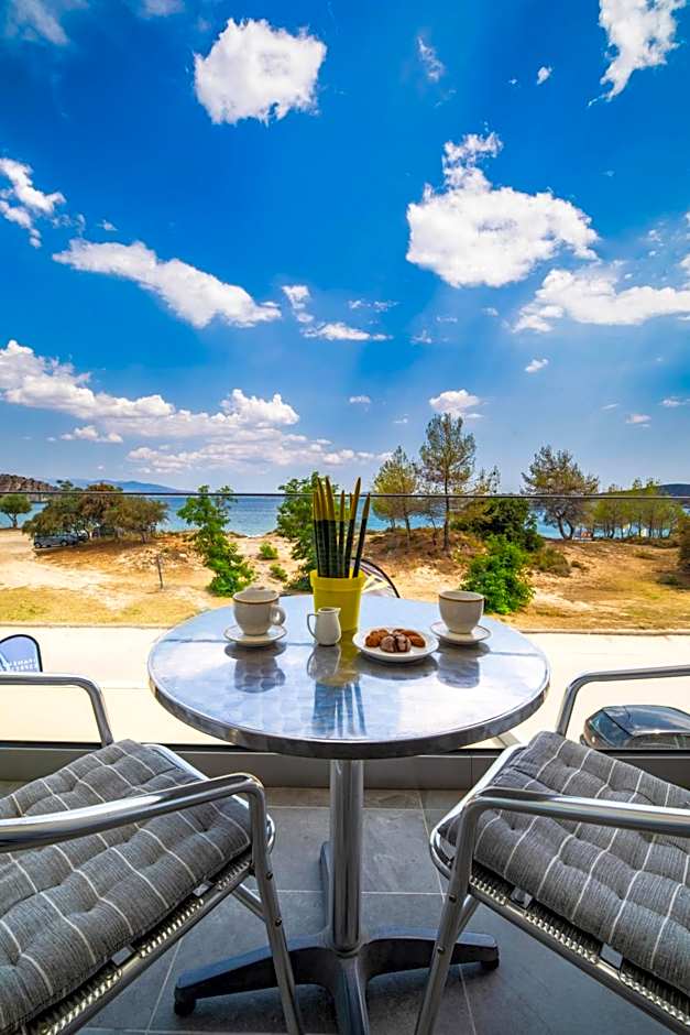 ANGELO Cafe Hotel