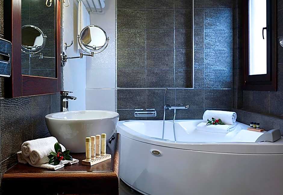 Stevalia Hotel & Spa