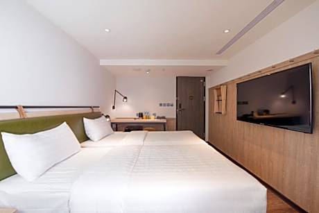 Standard Twin Room without Window