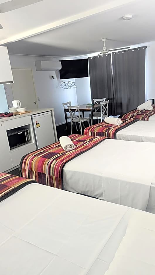 PROSERPINE MOTOR LODGE