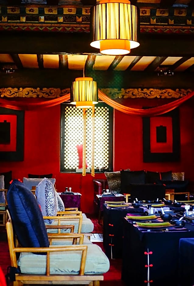 Banyan Tree Ringha