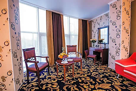 Junior Suite - Breakfast