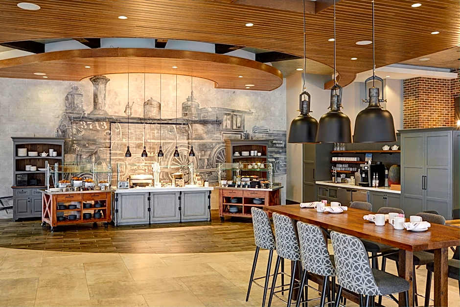 Archer Hotel Boston/Burlington