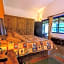 Lago Sol Hotel & Suites