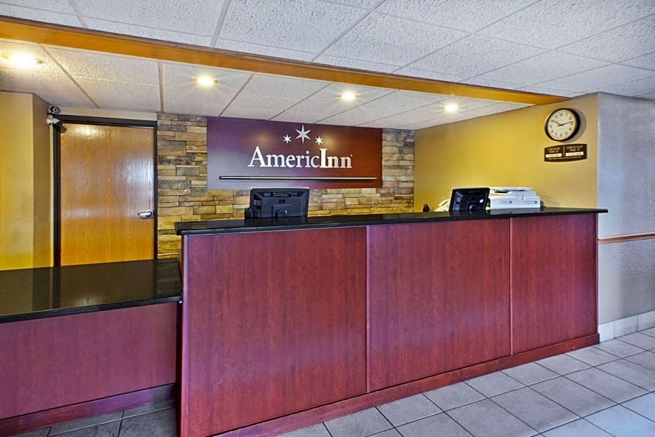 AmericInn by Wyndham Bay City