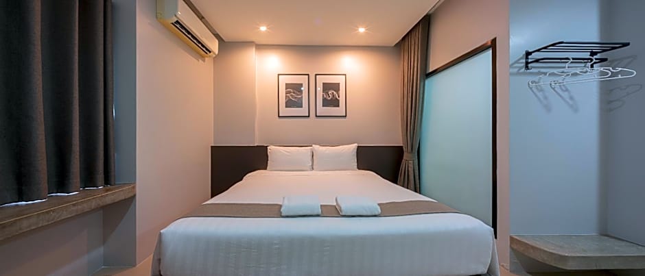 C2U Hotel Uthai Thani