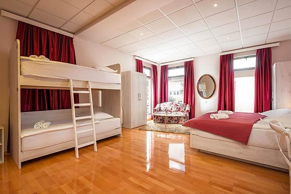 Boutique Hostel Livia
