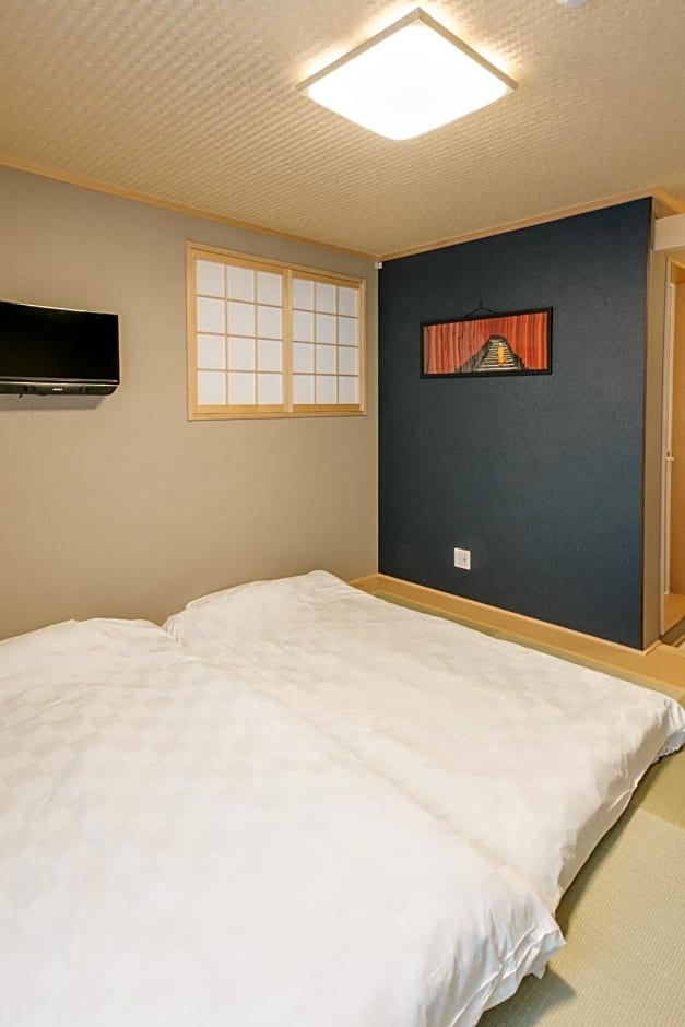 Kyoto KaedeHotel Kamogawa