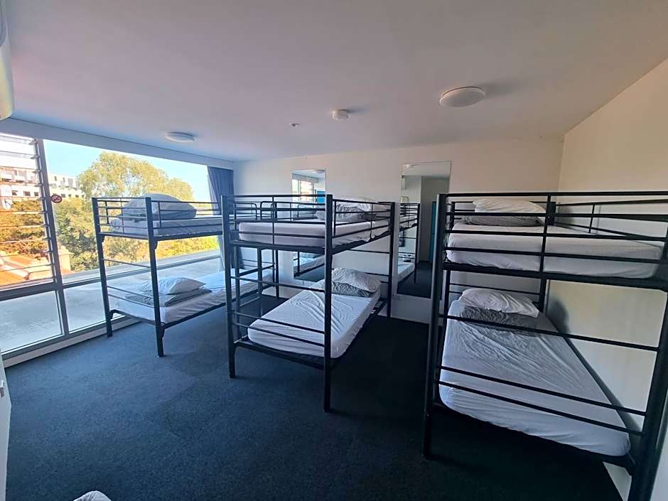 Base Backpackers - St Kilda