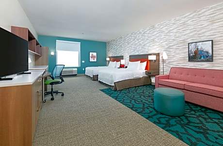 2 Queen Hearing Accessible Studio Suite