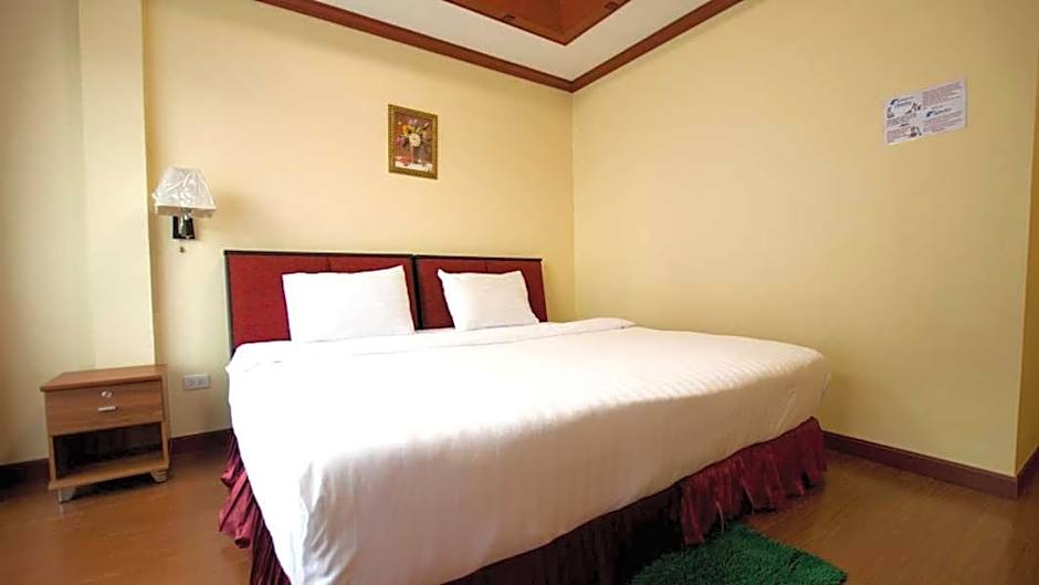 Bluebird Inn Pattaya