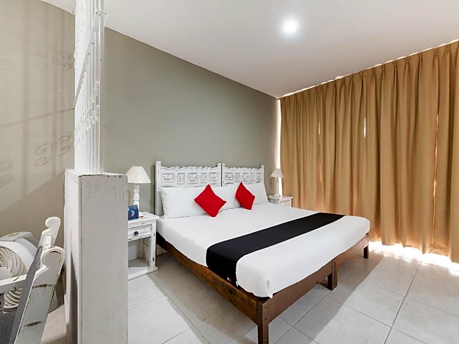 Photo 1 of 34 of Suites Internacional