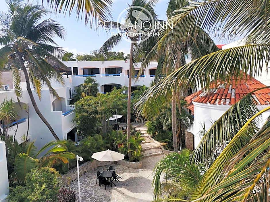 Pelicano Inn Playa del Carmen - Beachfront Hotel