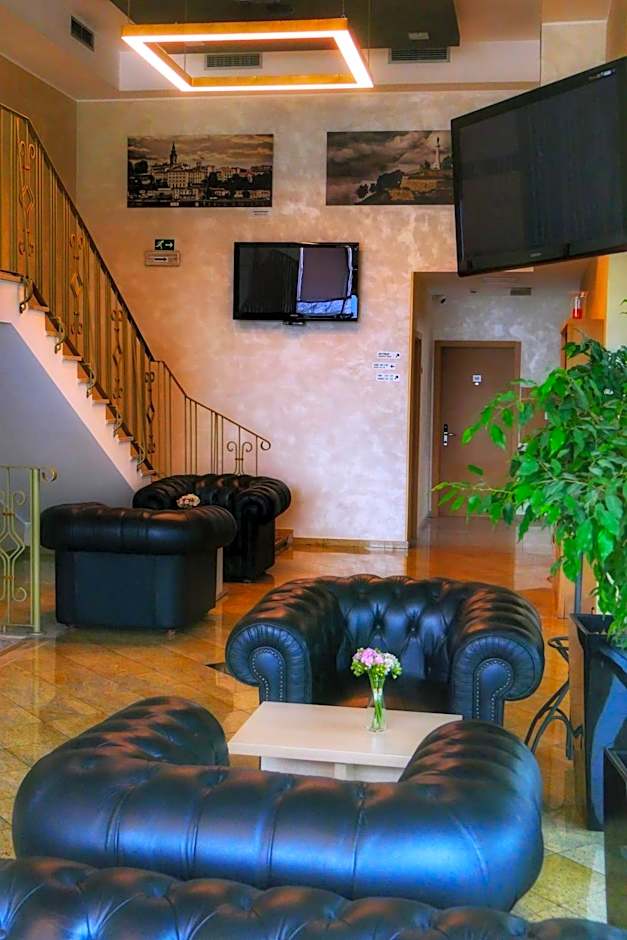 Euro Garni Hotel
