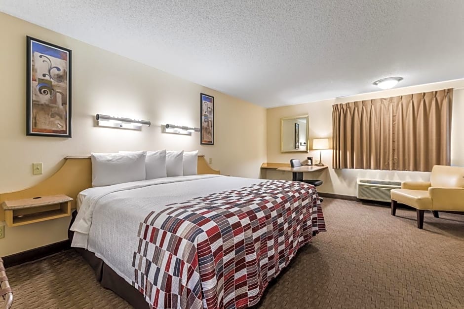 Red Roof Inn Cleveland Airport - Middleburg Heights