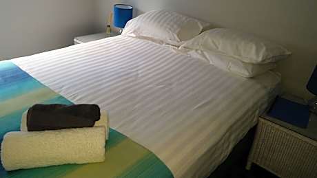 Budget Double Room with Shared Bathroom