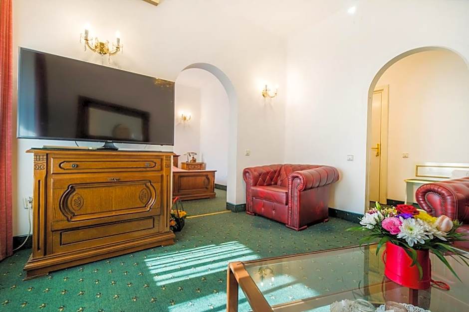 Hotel Carpati Imparatul Romanilor
