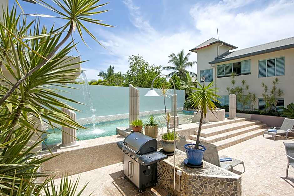 Mantra in the Village Port Douglas