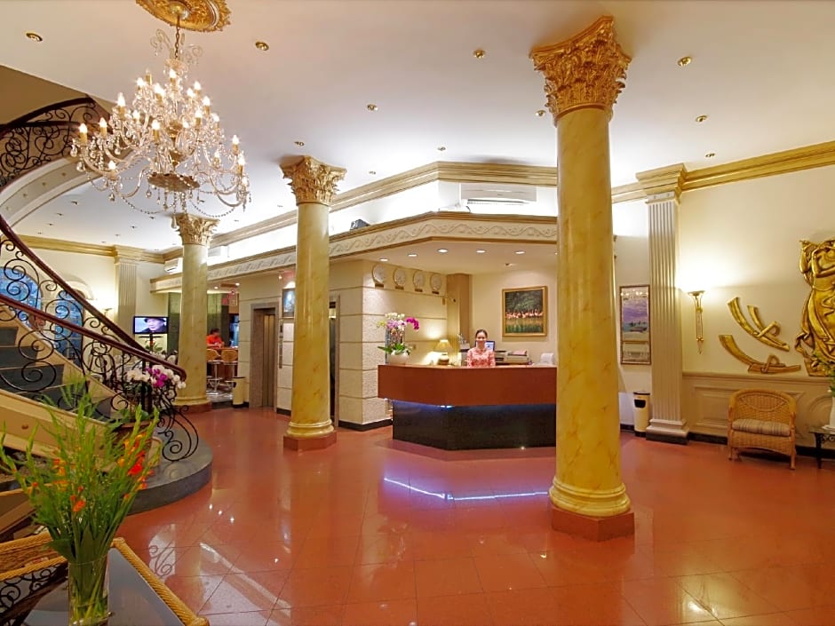Photo 1 of 50 of The Spring Hotel