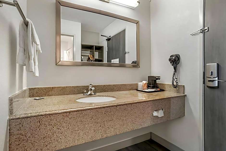 Country Inn & Suites by Radisson, Montgomerty East I-85