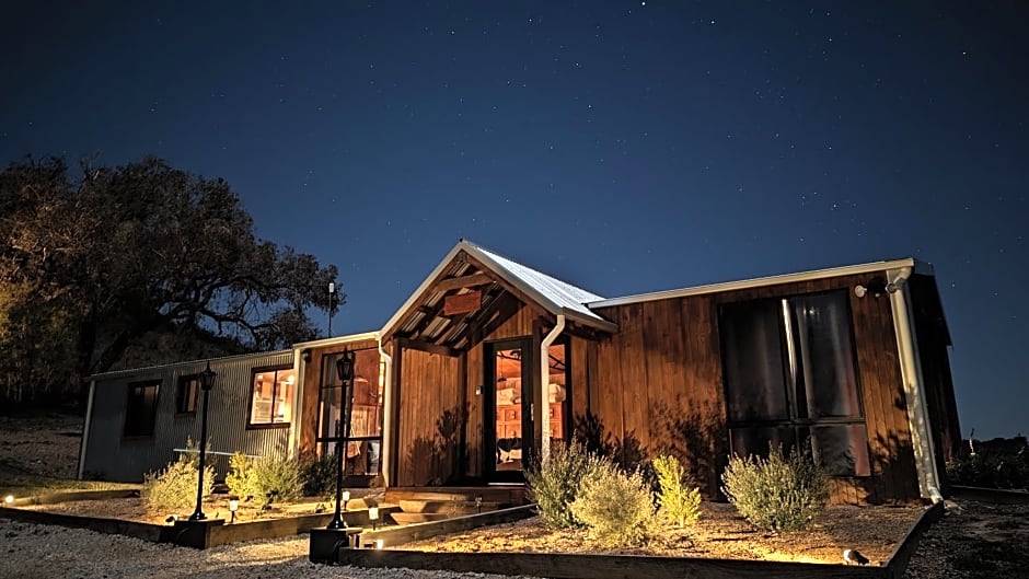 Sunstone - 2 Bed Eco Cabin - Kundalini Lodge