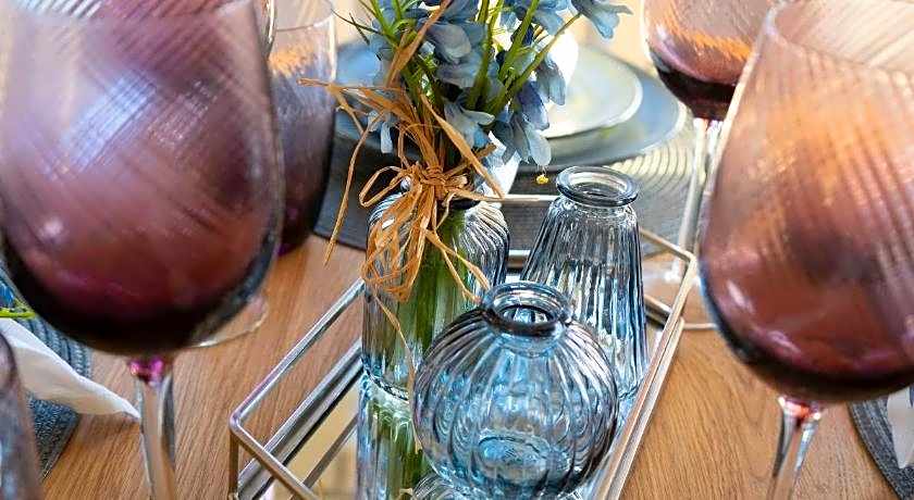 Hollicarrs - Bluebell Lodge