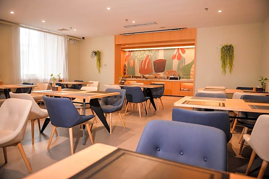 Hanting Hotel Tianjin Tanggu Metro Station Center – Tianjin, GA