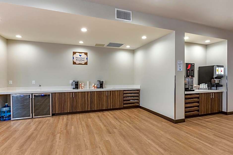 MainStay Suites Carlsbad South