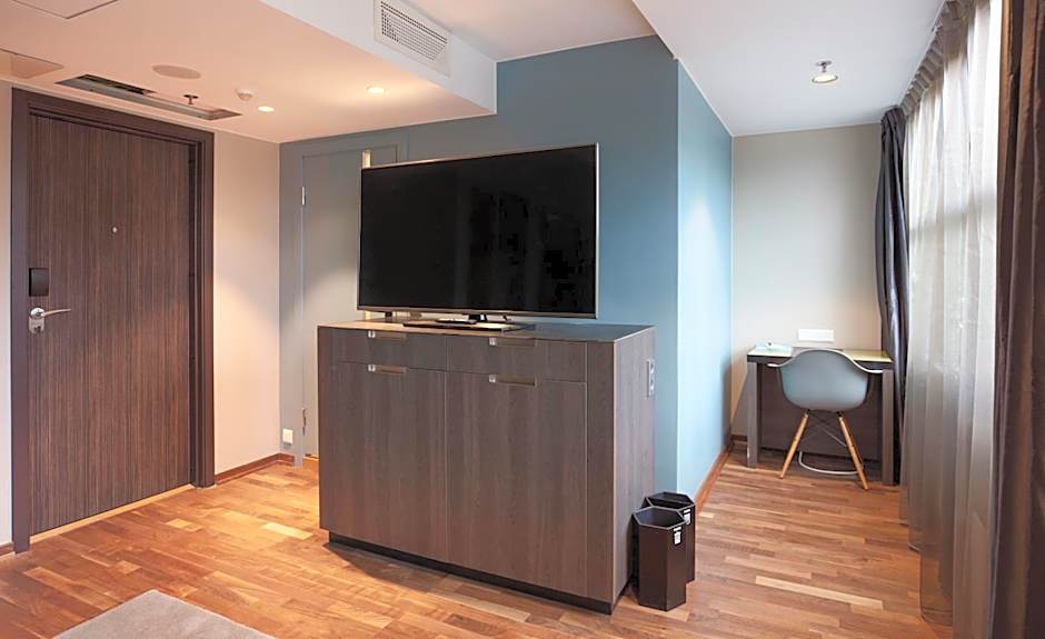 Clarion Hotel The Hub