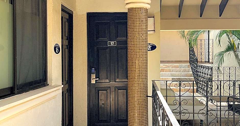 Nina Hotel