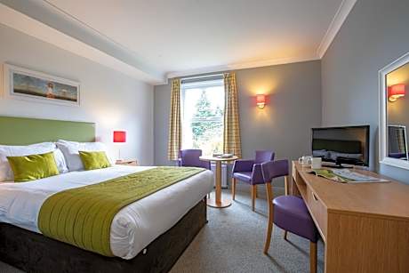 Standard Riverview Double Room