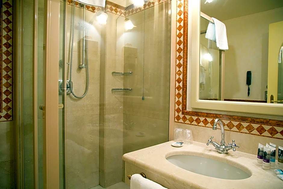 Hotel Milano Regency