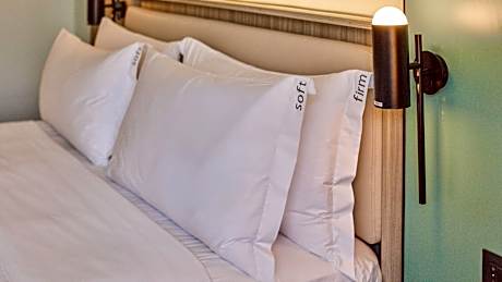 2 Double Standard High Floor