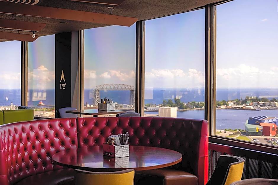 Radisson Hotel Duluth-Harborview