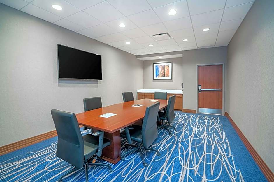 Hampton Inn By Hilton & Suites Newburgh Stewart Airport, NY