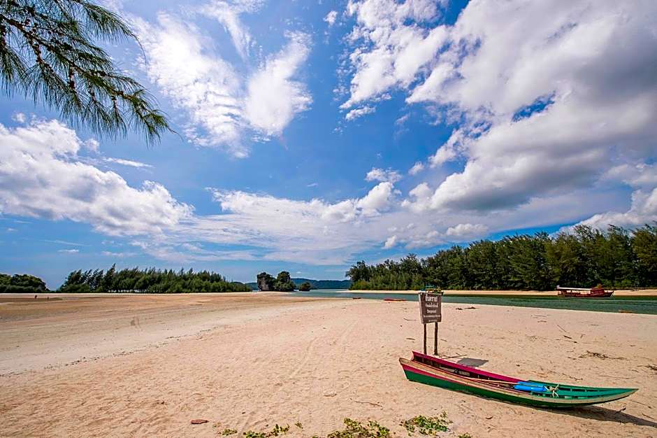 The Lucky Beach Ao Nang