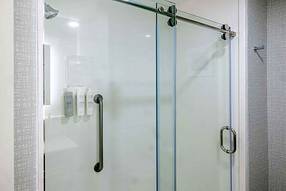 Hampton Inn By Hilton And Suites Cleburn