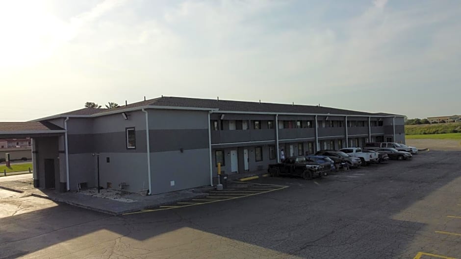 Days Inn by Wyndham Indianapolis East Post Road