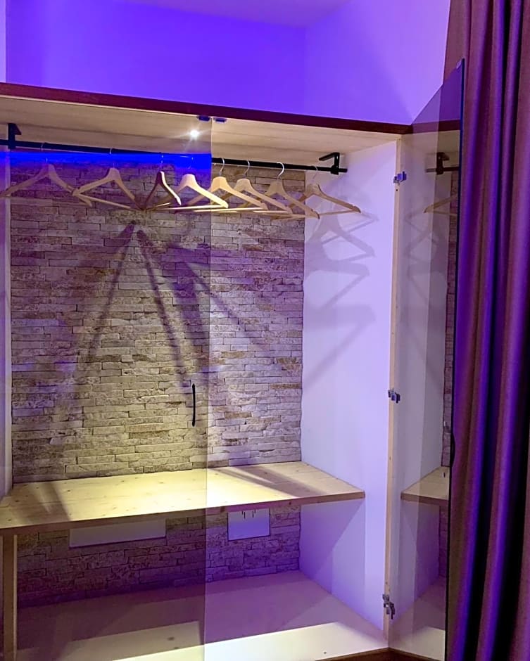 Aminta - Rooms & Wellness