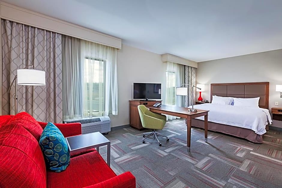 Hampton Inn & Suites Claremore