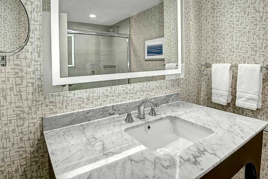 Sheraton Eatontown Hotel