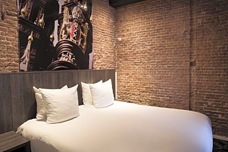 Apartment (Amstel View) (2 Twin Beds And 1 Queen Sofa Bed)