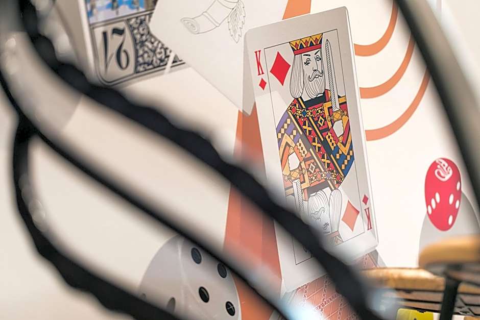 Hotel The Playce by Happyculture