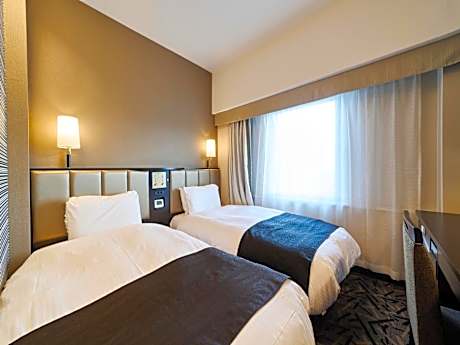 Twin Room - Non-Smoking