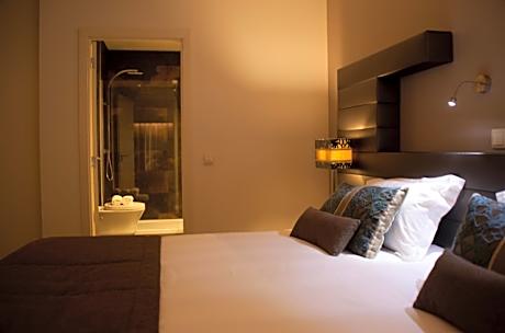 Family Room (4 Adults)