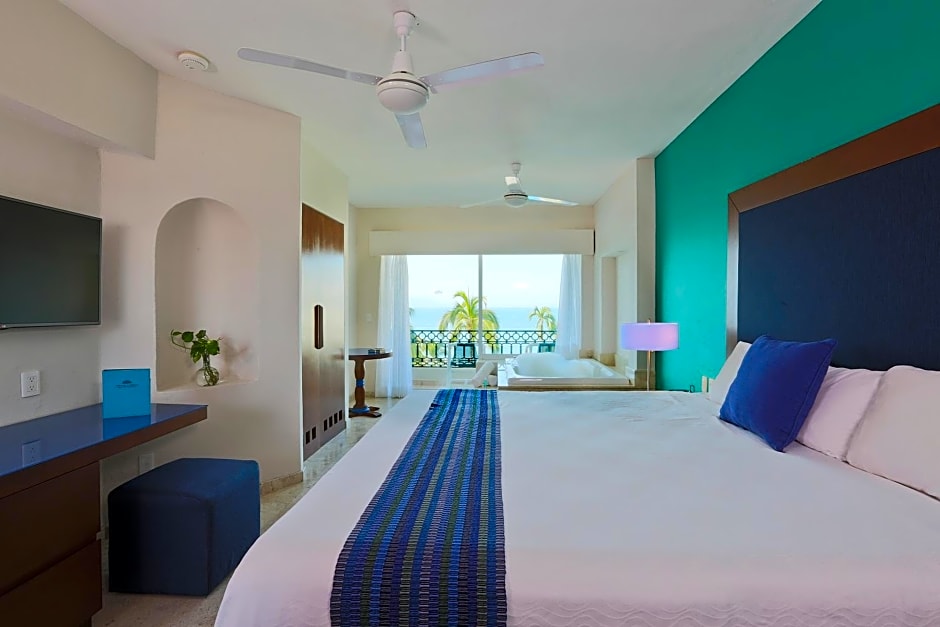 Crown Paradise Golden All Inclusive Adults Only