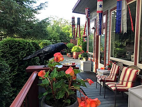Bunkhouse Vacation Home-Home-Deluxe-Private Bathroom-Sea View