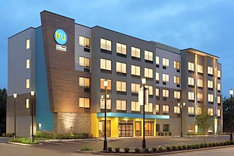 Tru by Hilton St. Charles St. Louis, MO