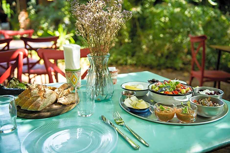 Vitrage Holiday Village and Spa