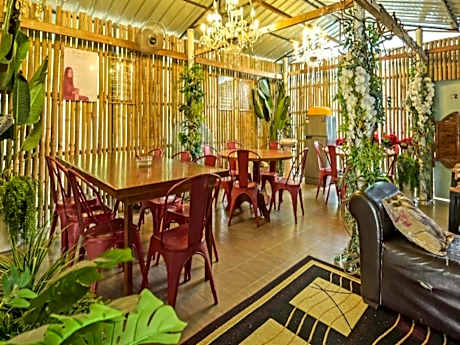 OYO 90636 Teratak Zakiah Chalet